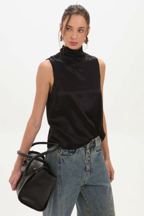 Imagem de Blusa Lina Preta Le Blog